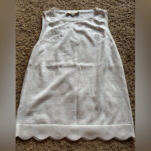 Ann Taylor LOFT Scalloped Hem Eyelet Knit Tank — White — Size Small